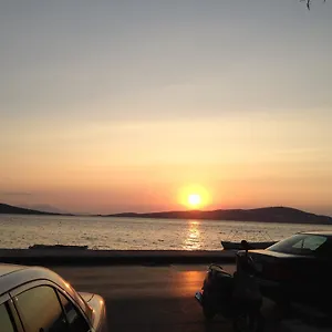  Otel Pera Ayvalik Guest House